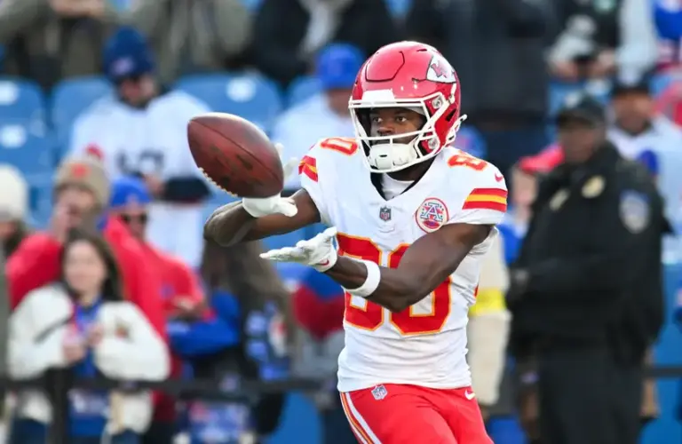 Kansas City Chiefs wide receiver Tyquan Thornton (80) warms up before a game against the Buffalo Bills at Highmark Stadium.