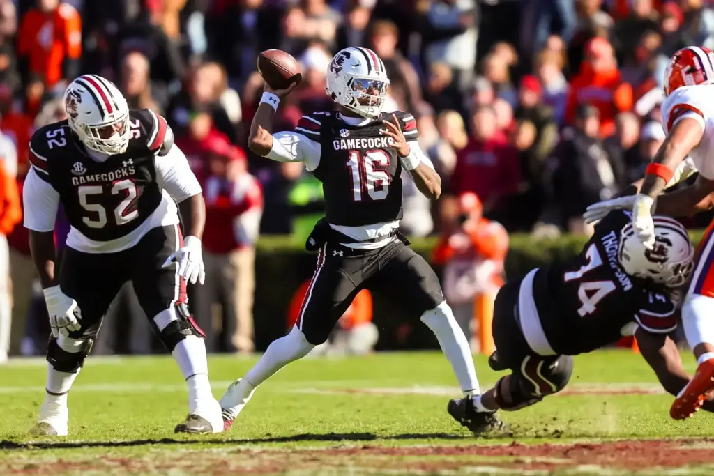 South Carolina increased backup QB Cutter Woods's first-team reps this week, signaling readiness to replace struggling starter LaNorris Sellers.