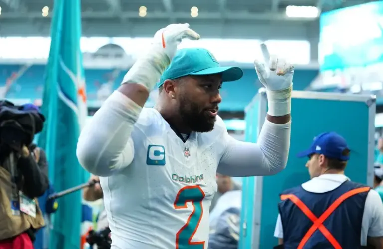 Miami Dolphins linebacker Bradley Chubb (2) leaves the field