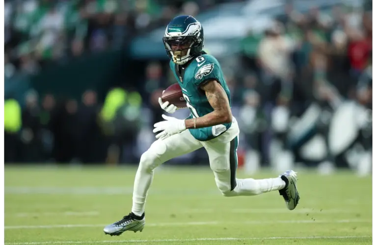 Eagles WR Devonta Smith vs the 49ers in the Wild Card Round