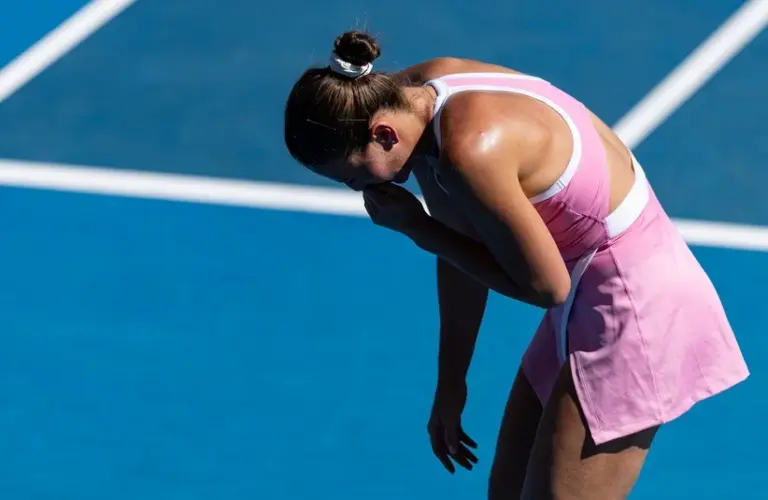 Kostyuk becoming emotional on tennis court