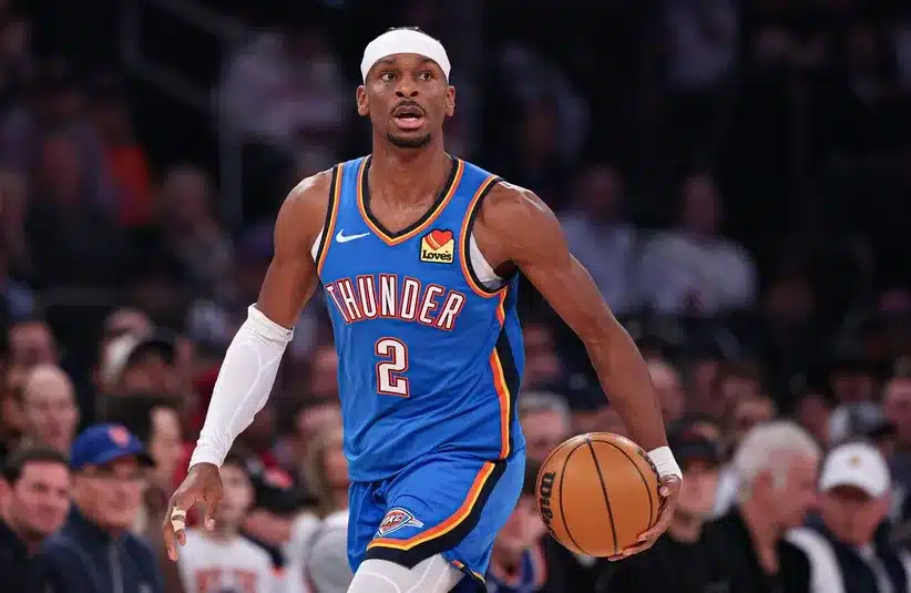 Oklahoma City Thunder guard Shai Gilgeous-Alexander (2) dribbles up court