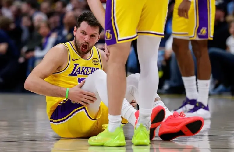 Doncic sitting on the floor