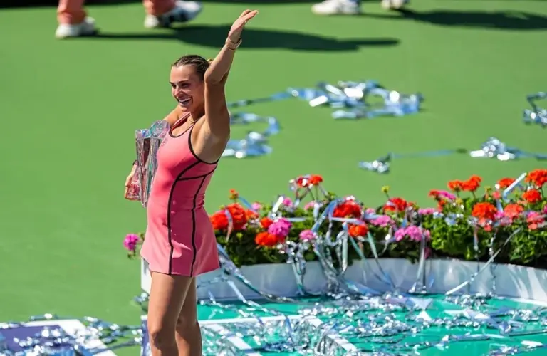 Sabalenka taking the crowd applause