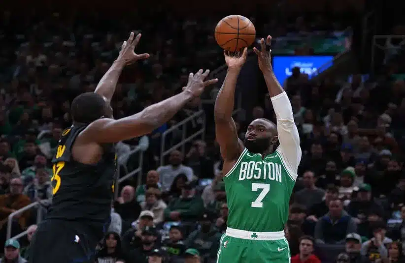 Boston Celtics guard Jaylen Brown (7) shoots the ball