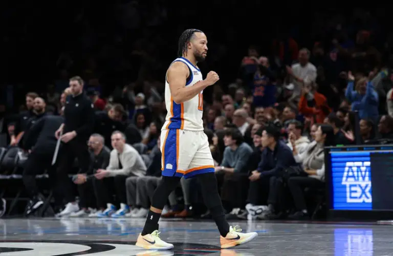 Jalen Brunson Celebrating A Shot During A Brooklyn Nets vs New York Knicks game