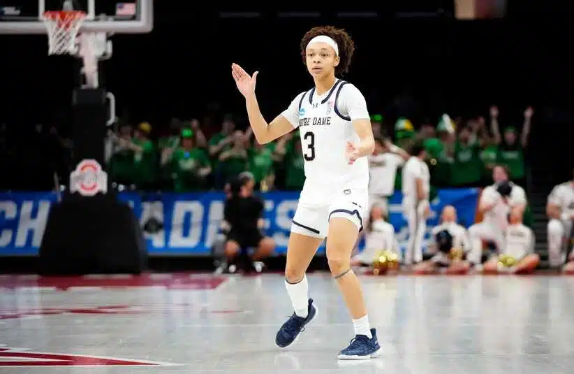 Hannah Hidalgo of Notre Dame during the first round of the women's NCAA Tournament.