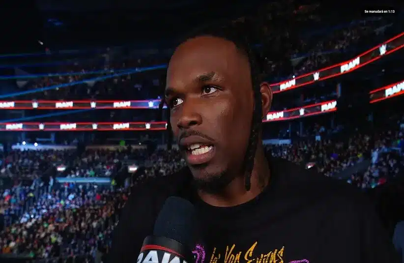 Je'Von Evans Cutting A Promo In Crowd Of WWE Raw Show