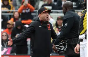 Craig Albernaz arguing with umpire vs Pittsburgh