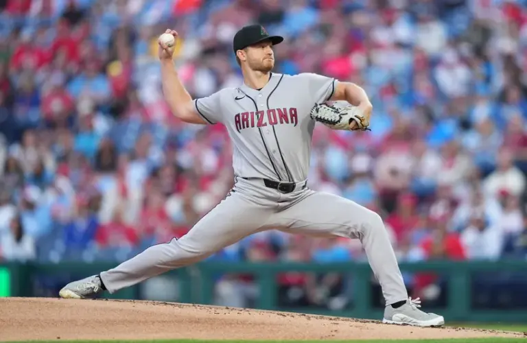 Arizona Diamondbacks starting pitcher Michael Soroka (34) throws a pitch against the Philadelphia Phillies.