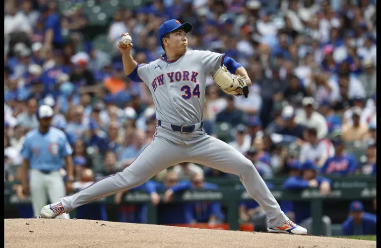 New York Mets starting pitcher Kodai Senga throwing a pitch.