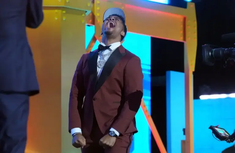 Auburn Tigers defensive end Keldric Faulk is selected by the Tennessee Titans as the number 31 pick during the 2026 NFL Draft.