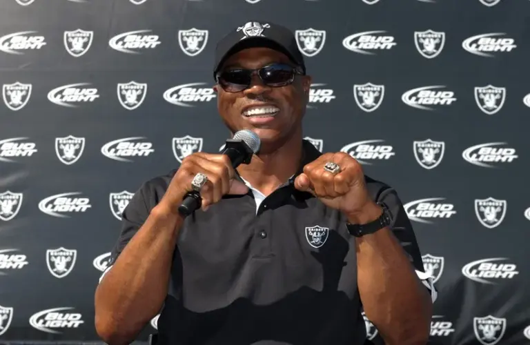 Oakland Raiders former player Rod Martin attends the game against the San Diego Chargers.