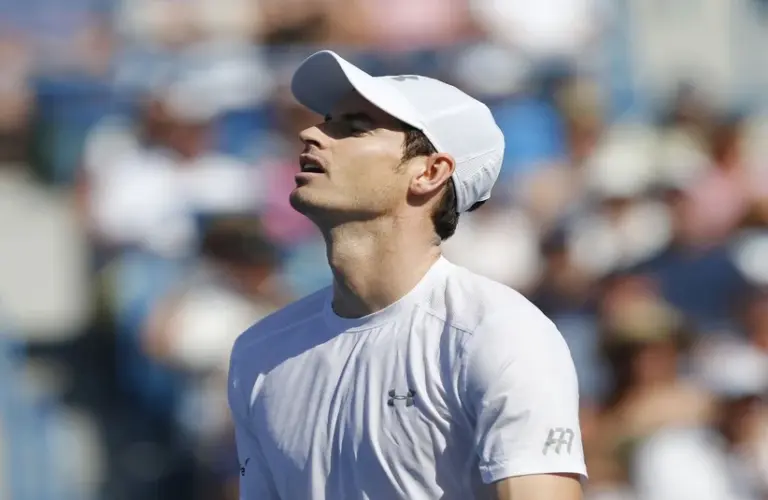 Murray concerned after losing a point