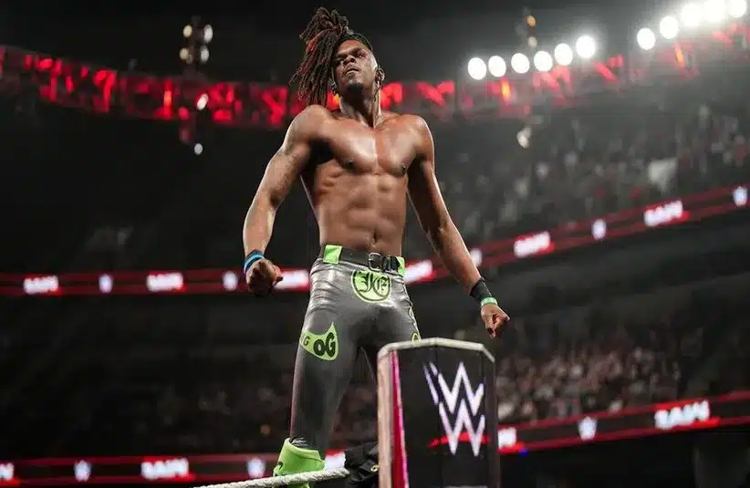 Je'Von Evans Posing After A Match on Monday Night Raw