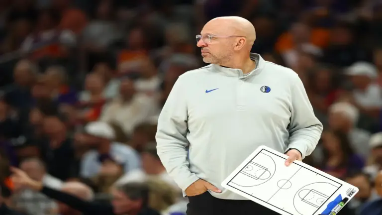 Former Bucks head coach Jason Kidd against the Phoenix Suns.