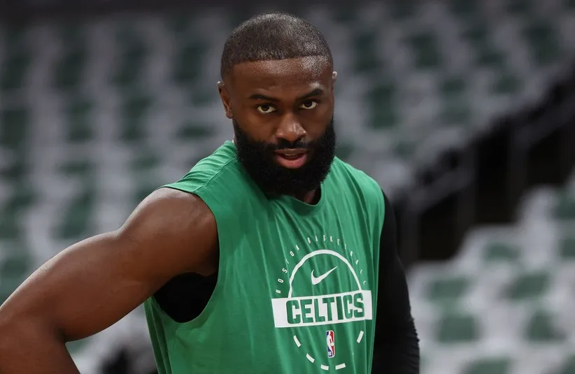 Boston Celtics guard Jaylen Brown (7) on the court.