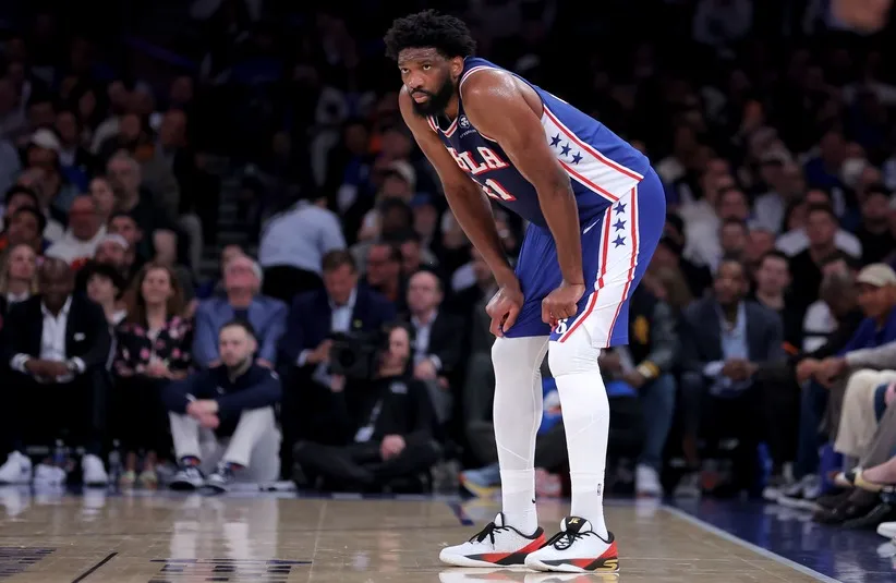 Philadelphia 76ers center Joel Embiid (21) reacts during the first quarter.