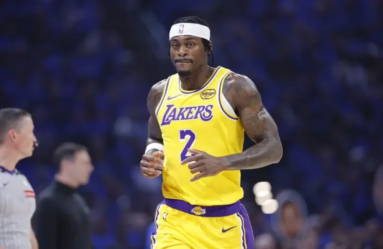 Los Angeles Lakers forward Jarred Vanderbilt (2) runs down the court.