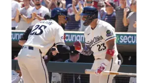 Byron Buxton celebrating with teammate