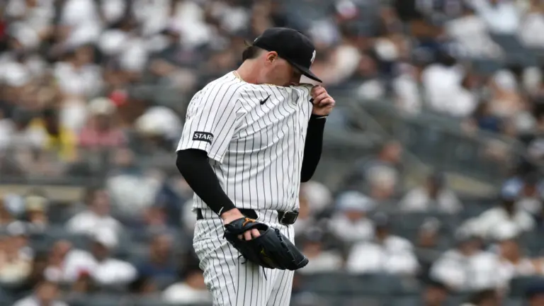 Jul 5, 2026; Bronx, New York, USA; New York Yankees pitcher Ryan Weathers (40) reacts during the fourth inning against the Minnesota Twins at Yankee Stadium.