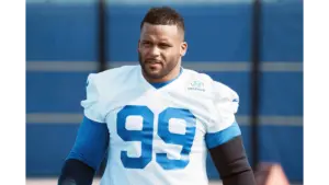 Rams player Aaron Donald