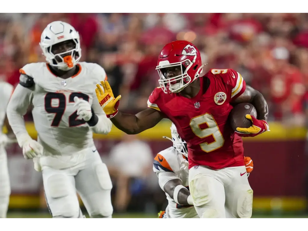 Sep 14, 2026; Kansas City, Missouri, USA; Kansas City Chiefs running back Kenneth Walker III (9) runs the ball during the first half against the Denver Broncos at Arrowhead Stadium. Mandatory Credit: Jay Biggerstaff-Imagn Images