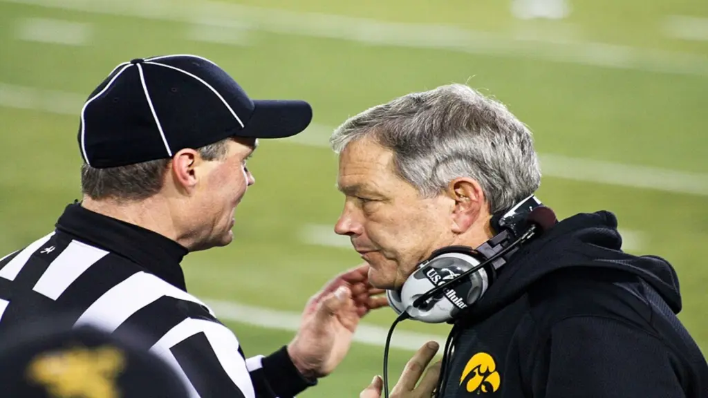 Iowa coach Kirk Ferentz faces #5 Buckeyes