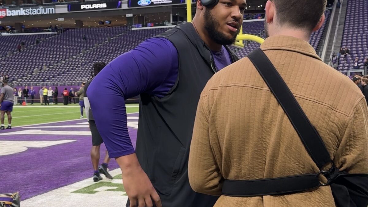 Donovan Jackson injury - Vikings LG Donovan Jackson out for season with meniscus tear