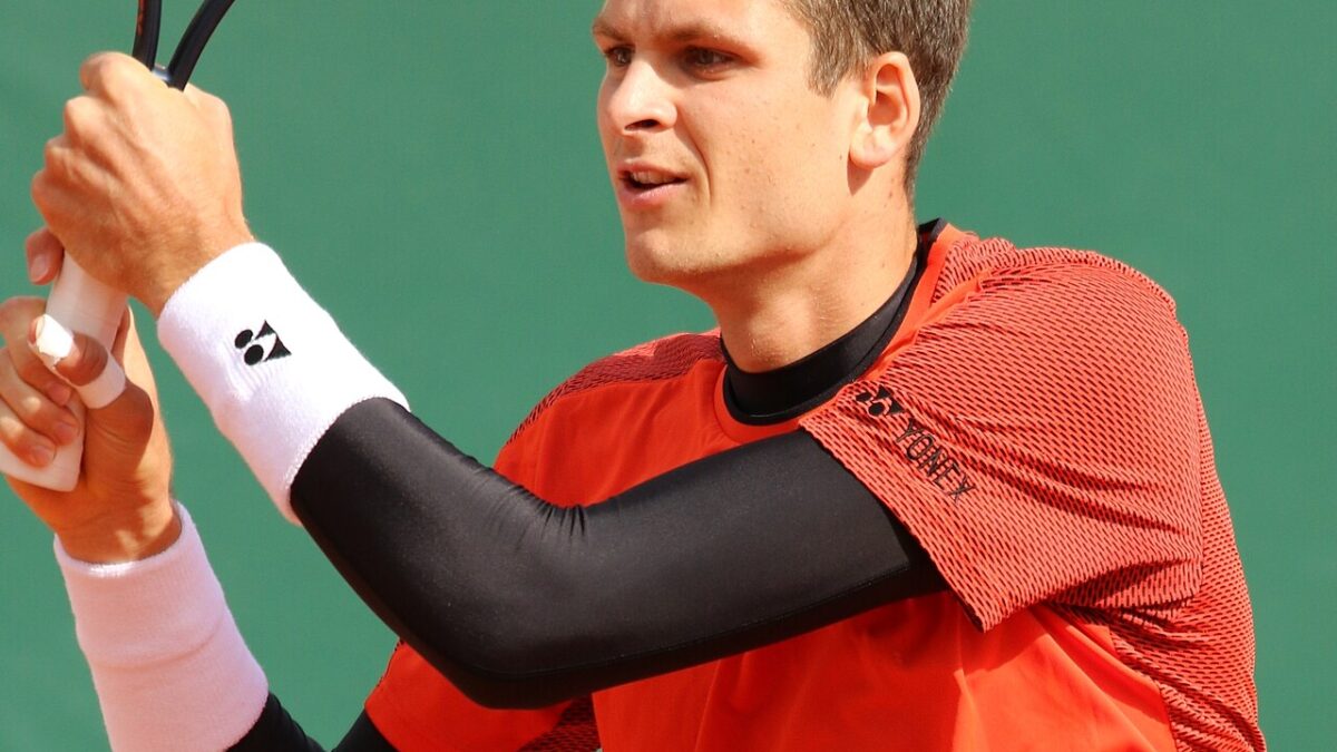Hubert Hurkacz at the French Open, ahead of the Hurkacz vs Khachanov China Open match