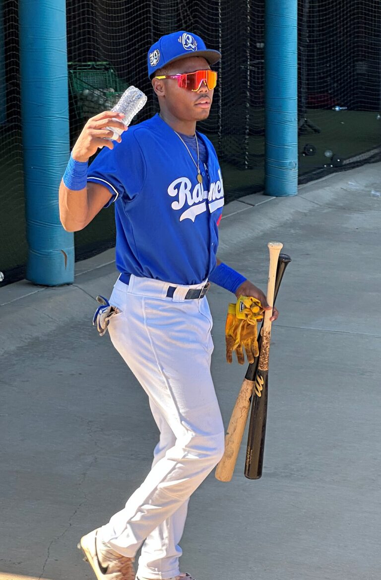 Josue De Paula in a Dodgers minor league uniform