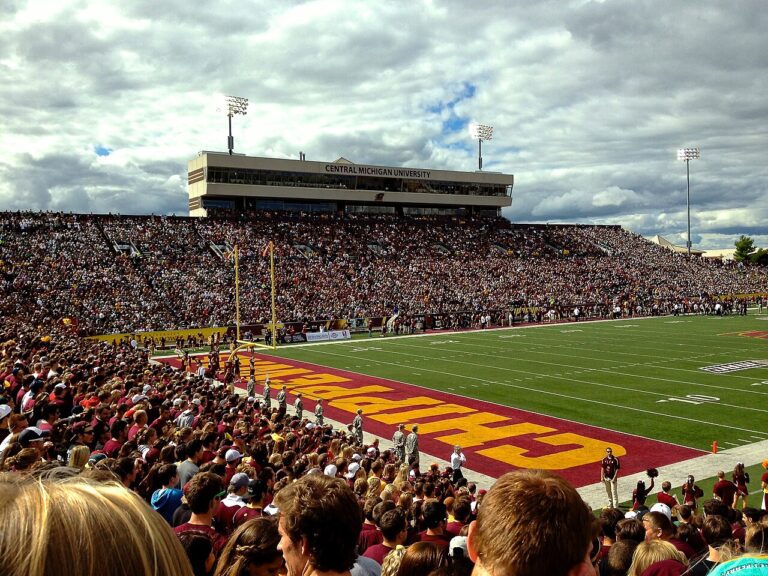 Kelly/Shorts Stadium in Mount Pleasant, where Central Michigan beats Akron 41-17